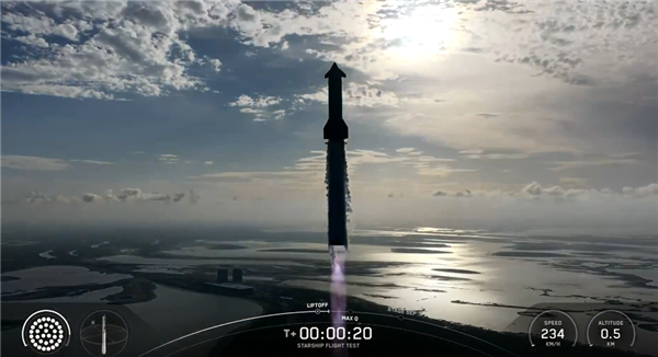 SpaceX星舰第十次试飞成功！二级飞船海上溅落放烟花“庆祝”