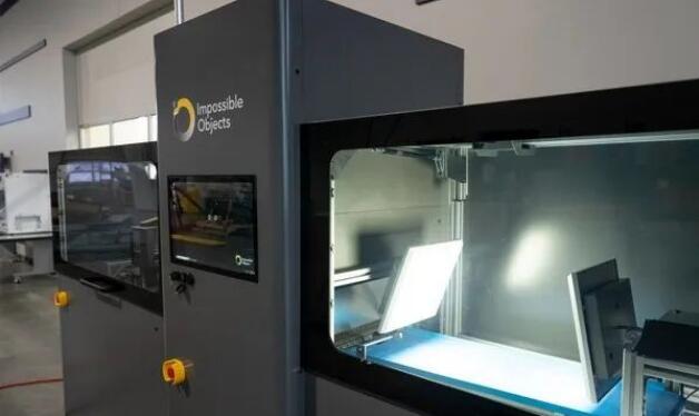 韦伯州立大学使用3D打印机制造高科技复合材料零件，推进航空航天研究