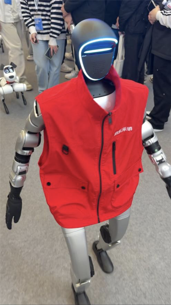 人形机器人“日薪”破万!租赁商家:两周回本
