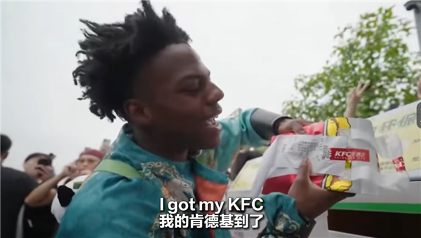 美国顶流网红甲亢哥深圳行 体验无人机外卖直呼不可思议