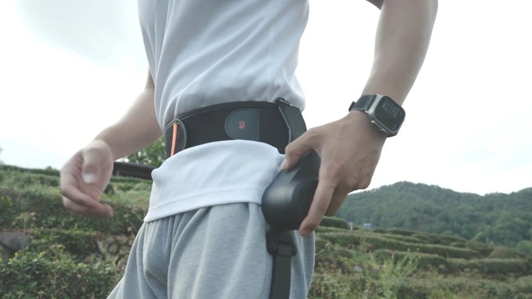 9800元！国内首款智能外骨骼机器人正式发布 穿戴无感