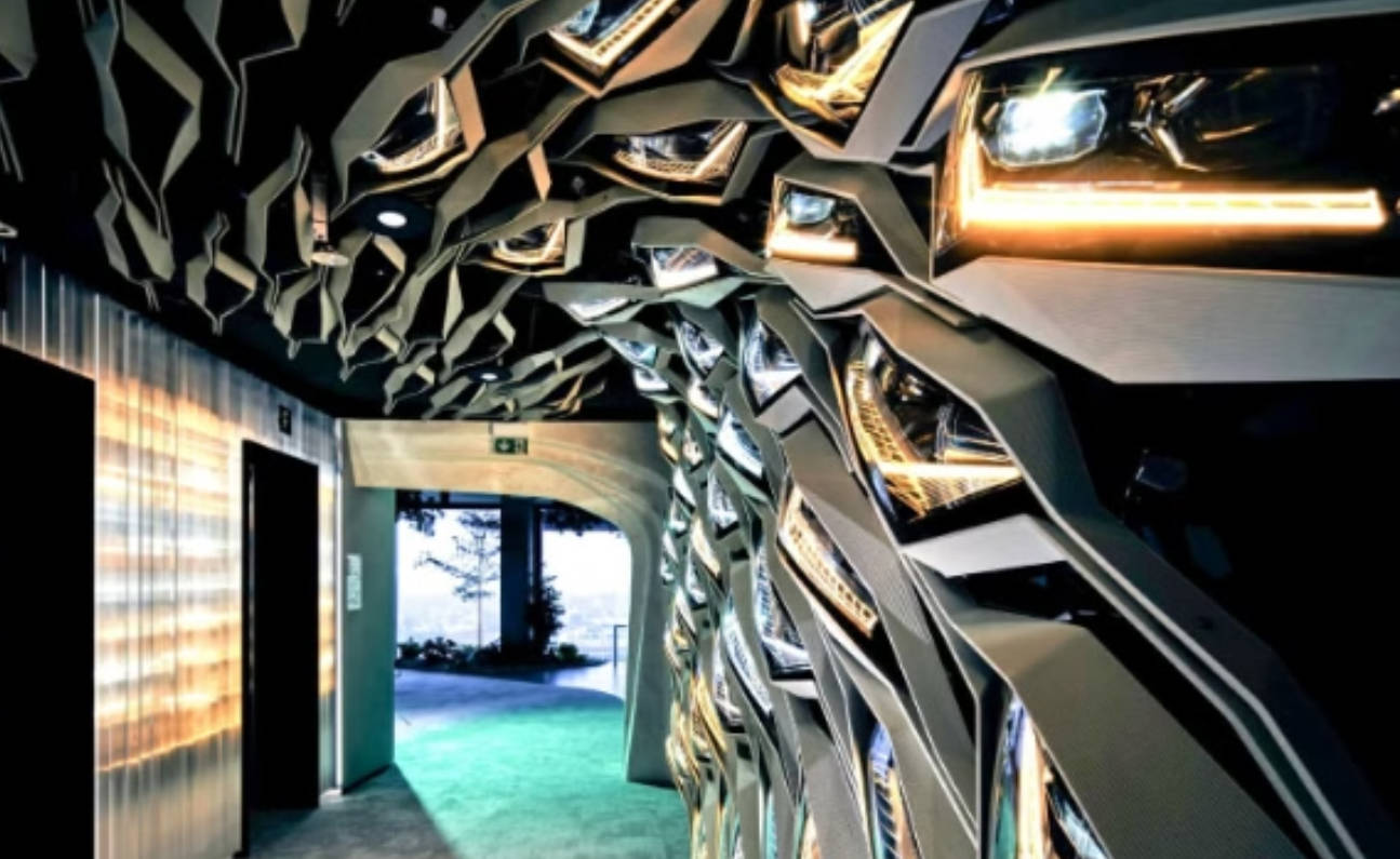 捷克工作室为Škoda Auto打造机器人3D打印灯光装置