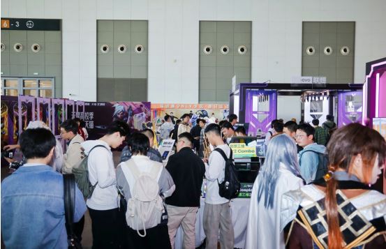 创想三维“闯入”漫展，3D打印赋能Cosplay创作