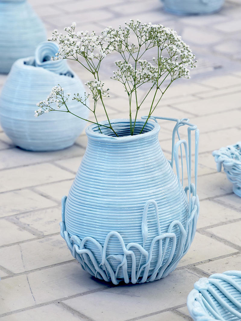 Anika Greling的不规则线条之美：花瓶