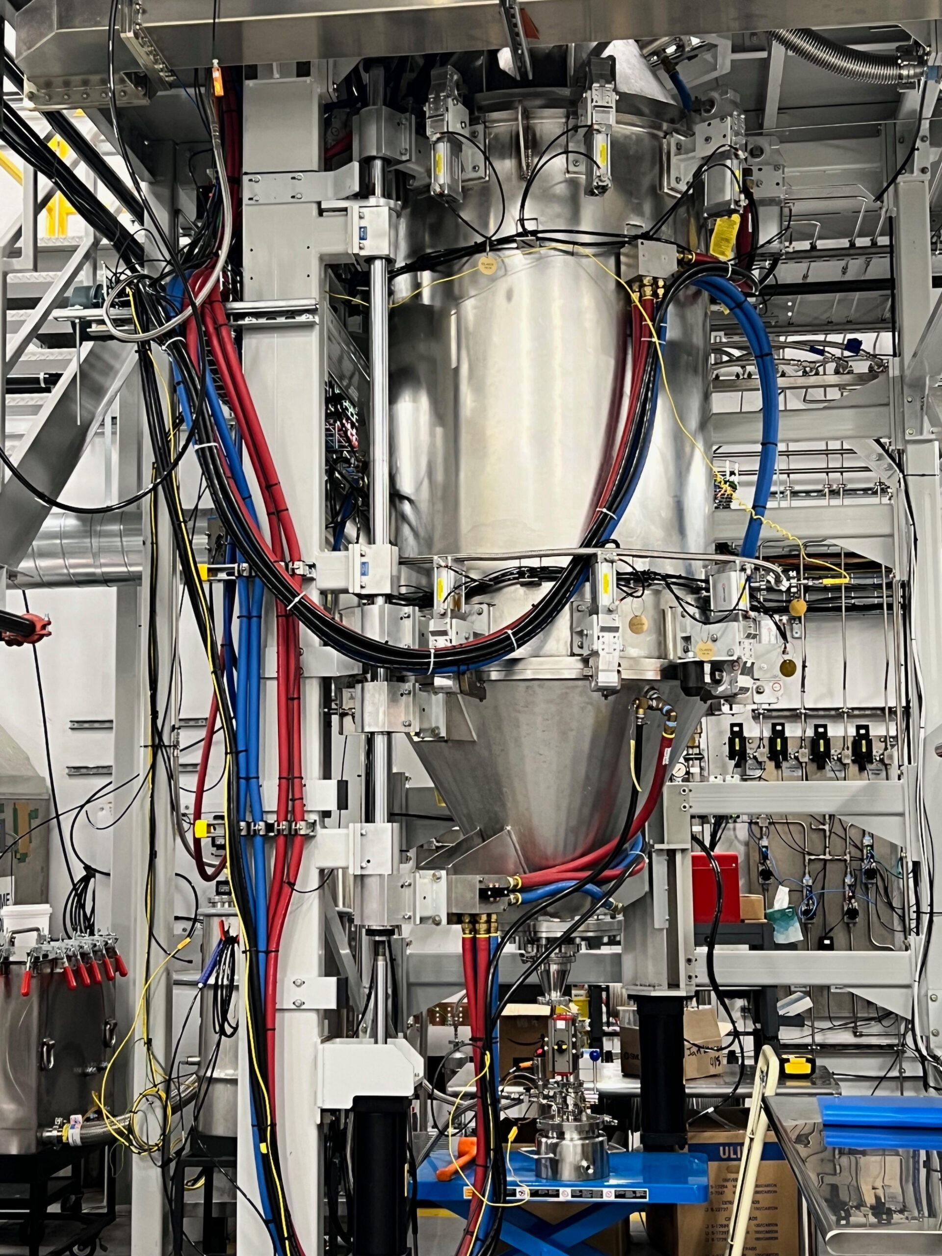 6K Additive采用UniMelt工艺，部分使用回收金属和废料生产这些粉末