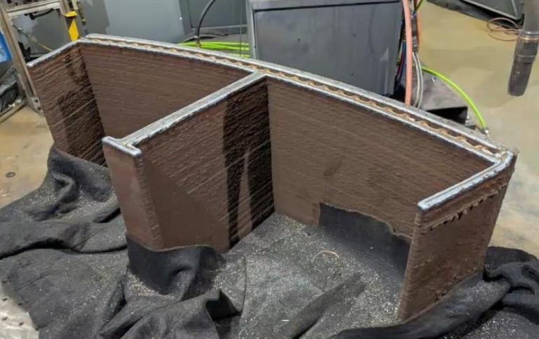 3D 打印金属模具,制造过程中用于保持形状的临时支撑肋尚未拆除 3D 打印金属模具,制造过程中用于保持形状的临时支撑肋尚未拆除